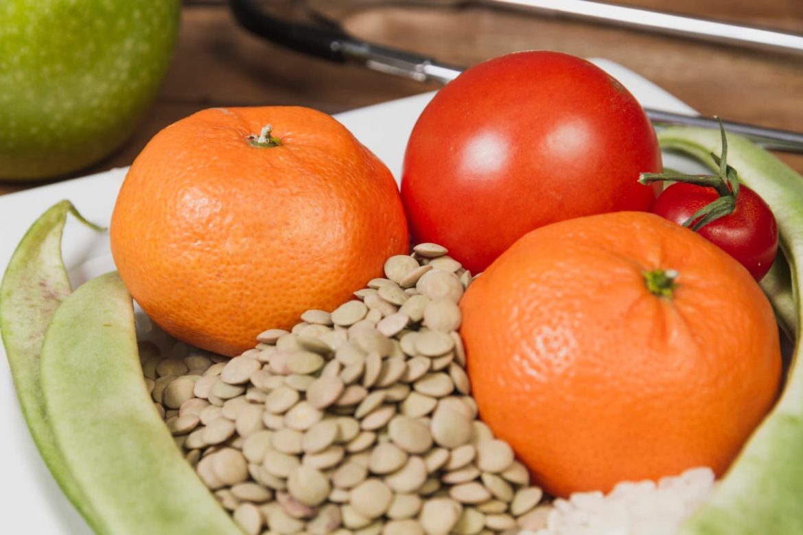 Alimentação saudável esbarra na rotina e no bolso, aponta estudo em capitais brasileiras