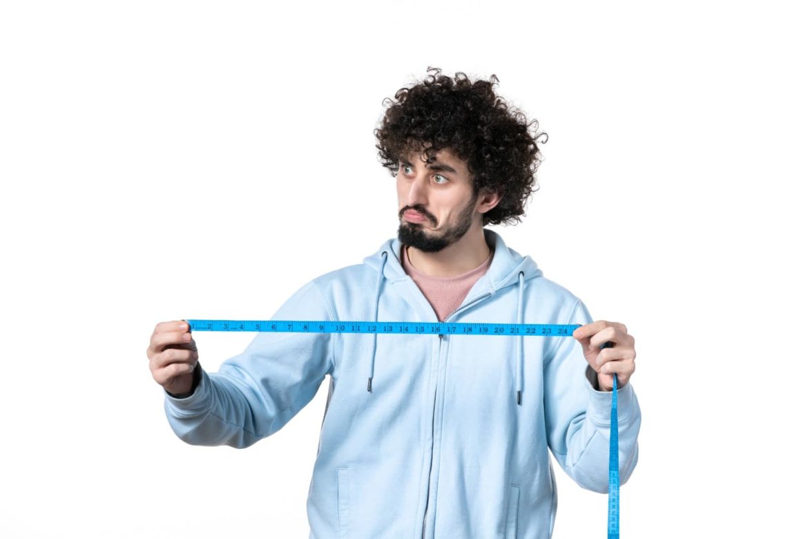 Homens também sofrem com padrões estéticos, e a altura está entre as principais pressões